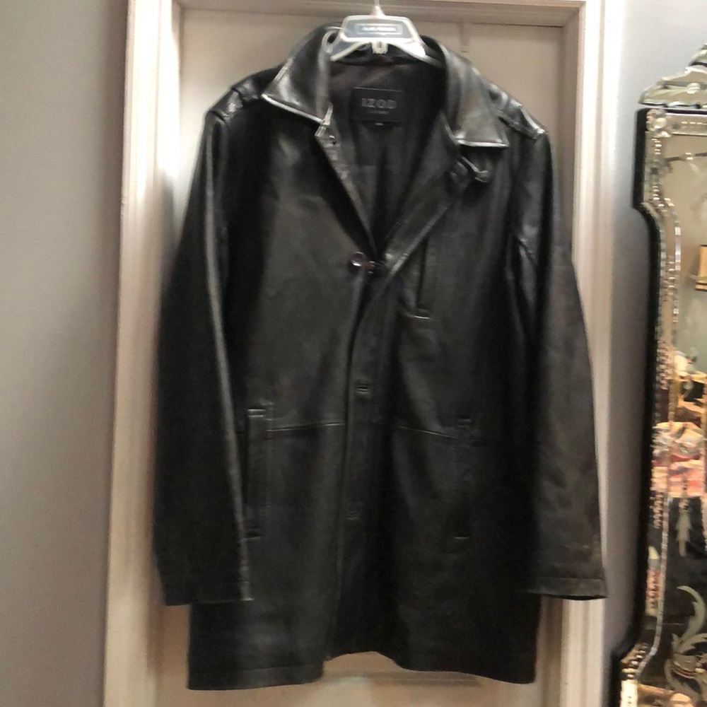 IZOD Genuine leather jacket with 7- pockets
